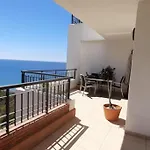 Chic Beachfront Lägenhet Torrox